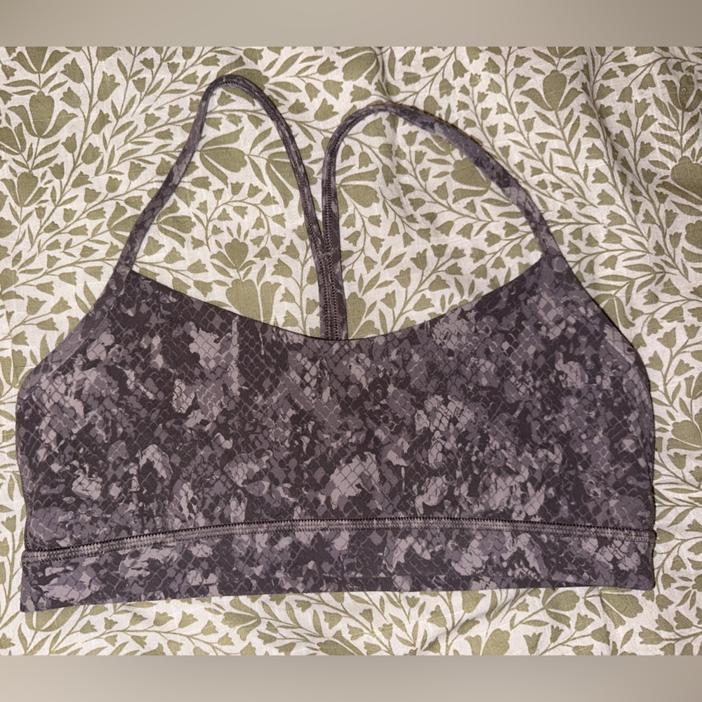Lululemon Nulu Y Camouflage Patterned Bra Size 10